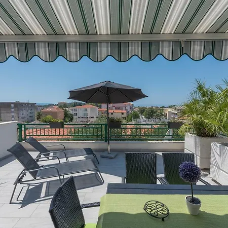 Modern Apartman Pjero Makarska Exterior photo