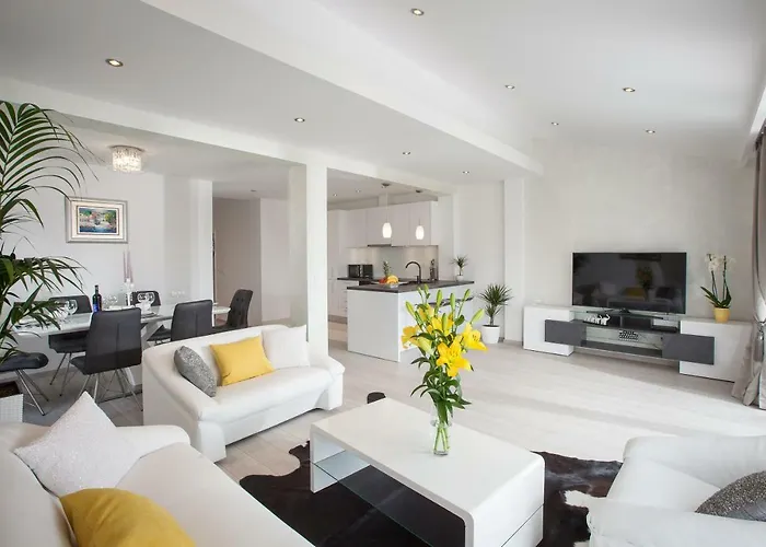 Modern Apartman Pjero