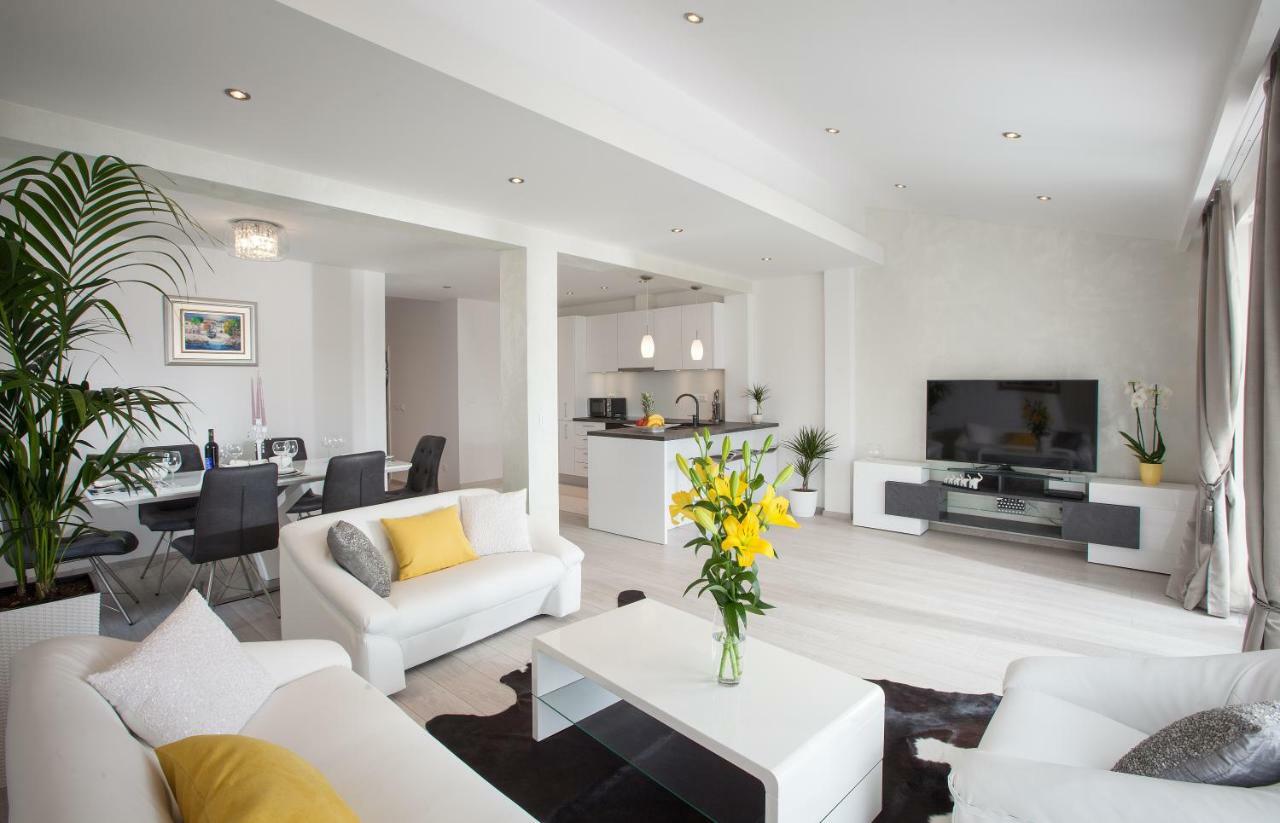 Apartment Modern Pjero