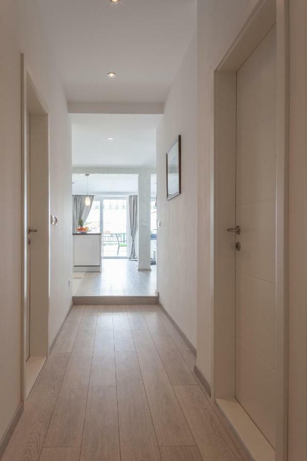 Modern Pjero Apartment